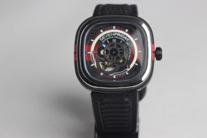 Réplica de relógio REPLICA DE RELOGIO SEVENFRIDAY