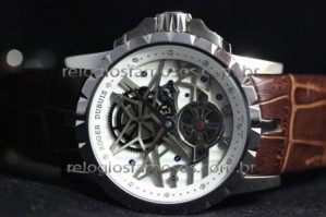 Réplica de relógio RÉPLICA DE RELÓGIO ROGER DUBUIS