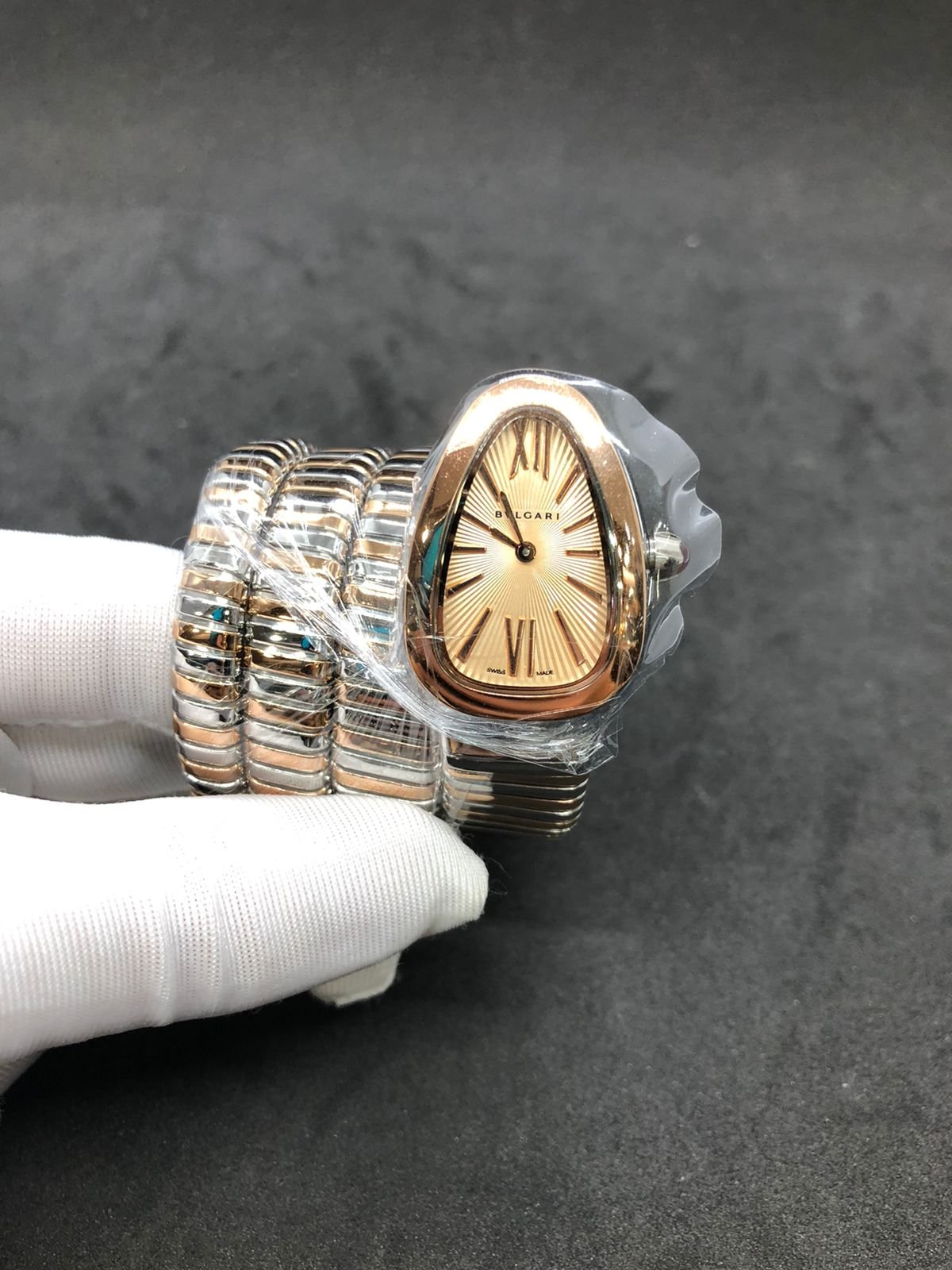 Réplica de Relógio Bulgari Serpente Feminino