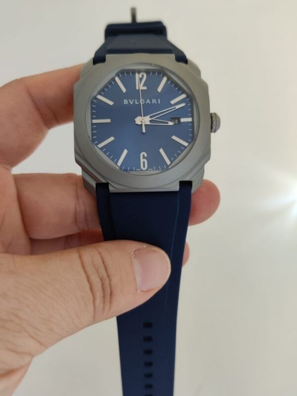 Réplica de Relógio Bulgari Octo Borracha