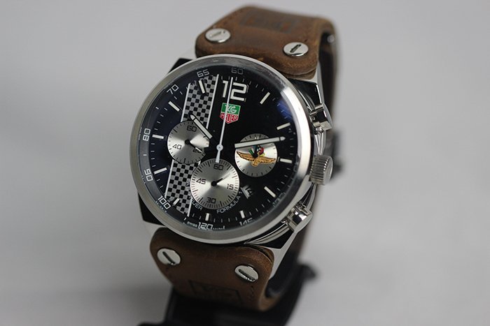 Réplca de Relógio Tag Heuer Indianapolis Gold - Imagem 4
