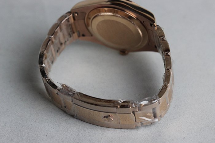 Replica de Relogio Rolex Sky Dweller - Imagem 2