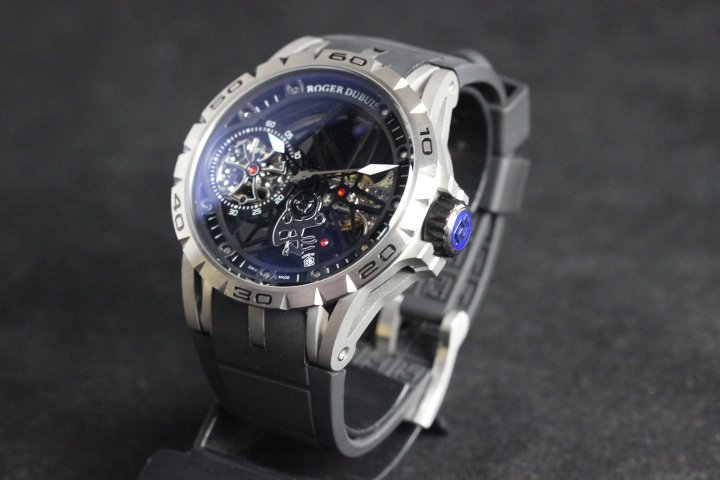 REPLICA DE RELOGIO ROGER DUBUIS