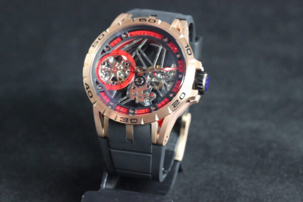 Alternative view of REPLICA DE RELOGIO ROGER DUBUIS