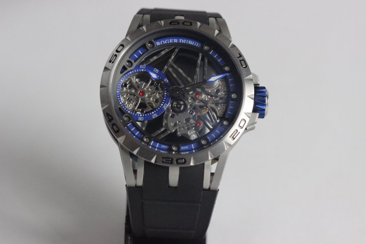 Réplica de Relógio Roger Dubuis - Imagem 3