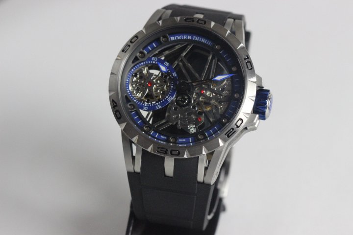 Réplica de Relógio Roger Dubuis - Imagem 4