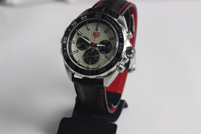 REPLICA DE RELOGIO TAG HEUER FORMULA 1 - Imagem 4