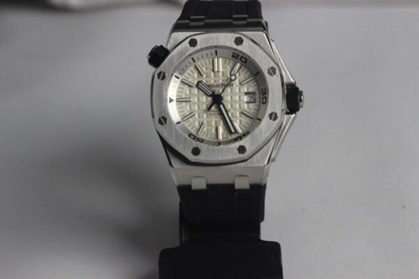 Alternative view of RÉPLICA DE RELOGIO AUDEMARS PIGUET ROYAL OAK OFFSHORE