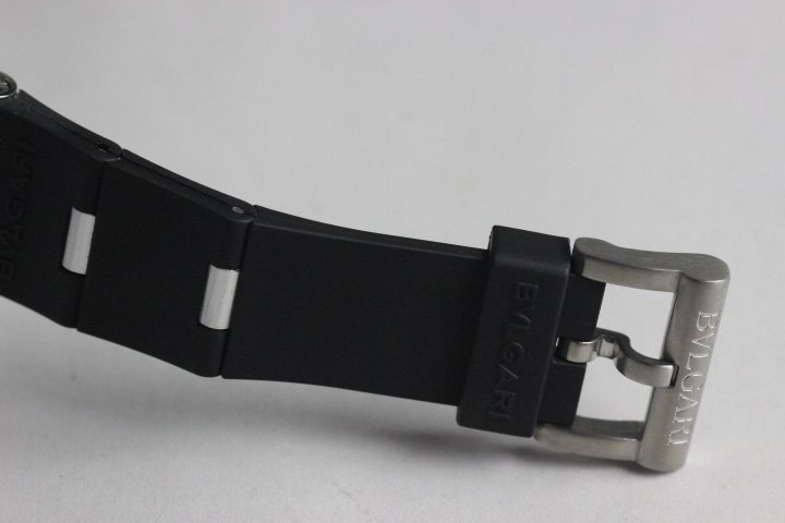 RÉPLICA DE RELÓGIO BVGARI TITANIUM - Imagem 4