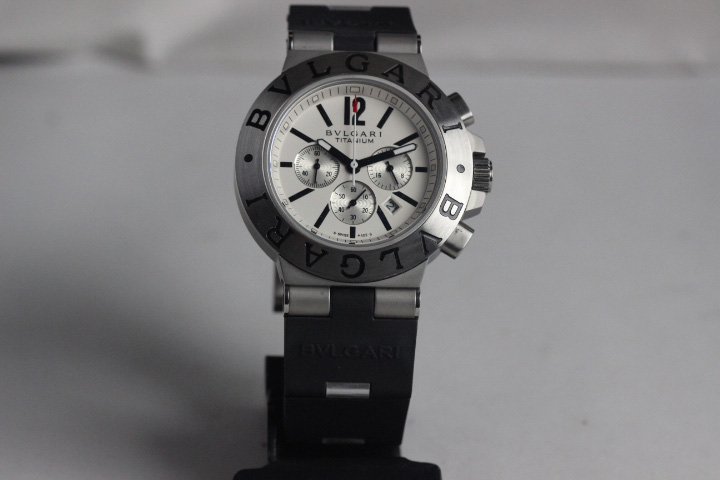 RÉPLICA DE RELÓGIO BVGARI TITANIUM