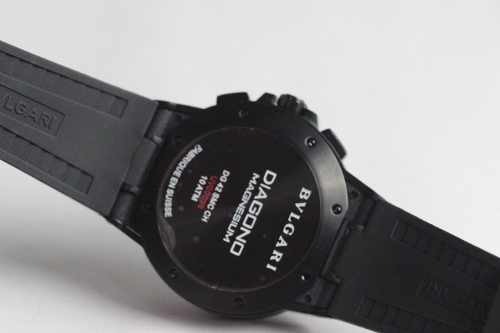 RÉPLICA DE RELÓGIO BVGARI TITANIUM - Imagem 2