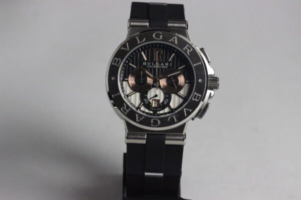 RÉPLICA DE RELÓGIO BVGARI TITANIUM