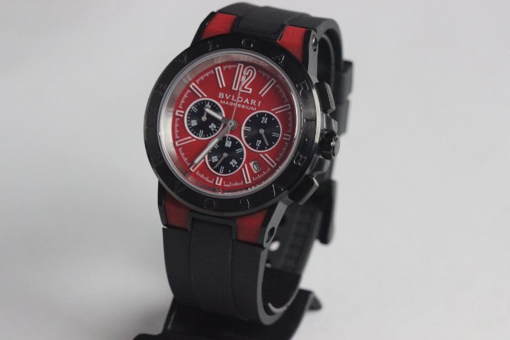 RÉPLICA DE RELÓGIO BVGARI TITANIUM - Imagem 3