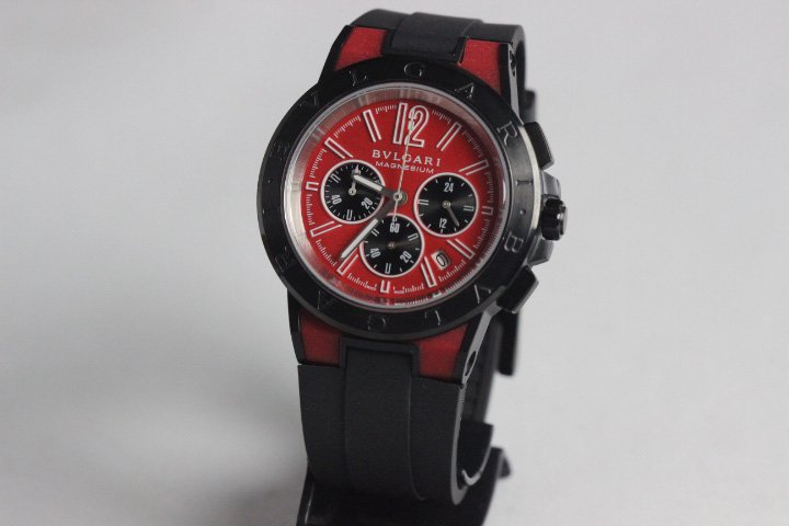 RÉPLICA DE RELÓGIO BVGARI TITANIUM - Imagem 4