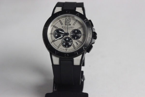 RÉPLICA DE RELÓGIO BVGARI TITANIUM