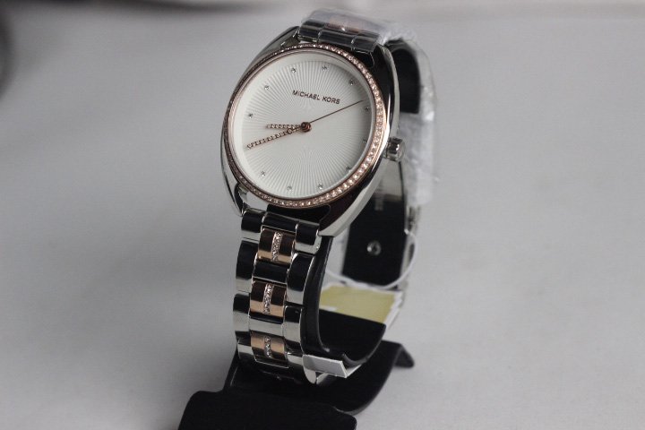 REPLICA DE RELOGIO MICHAEL KORS MK3676 - Imagem 2