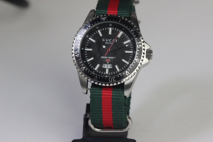 REPLICA DE RELOGIO GUCCI