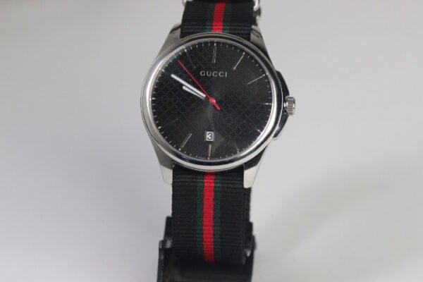 Alternative view of REPLICA DE RELOGIO GUCCI