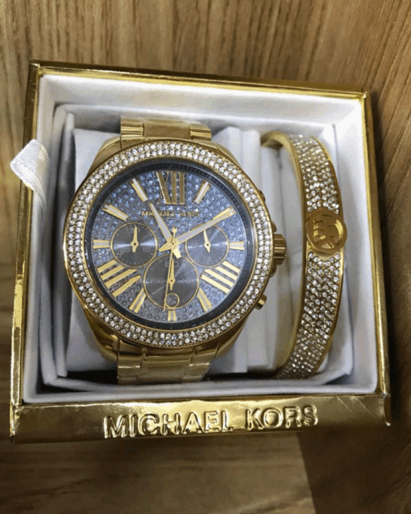 Réplica de Relógio Michael Kors  Com Stras