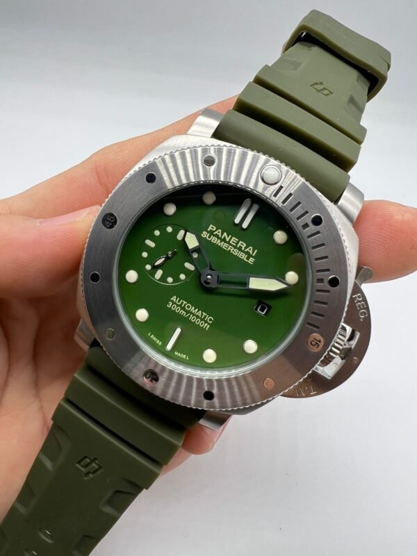 Alternative view of Réplica de Relógio Panerai Borracha