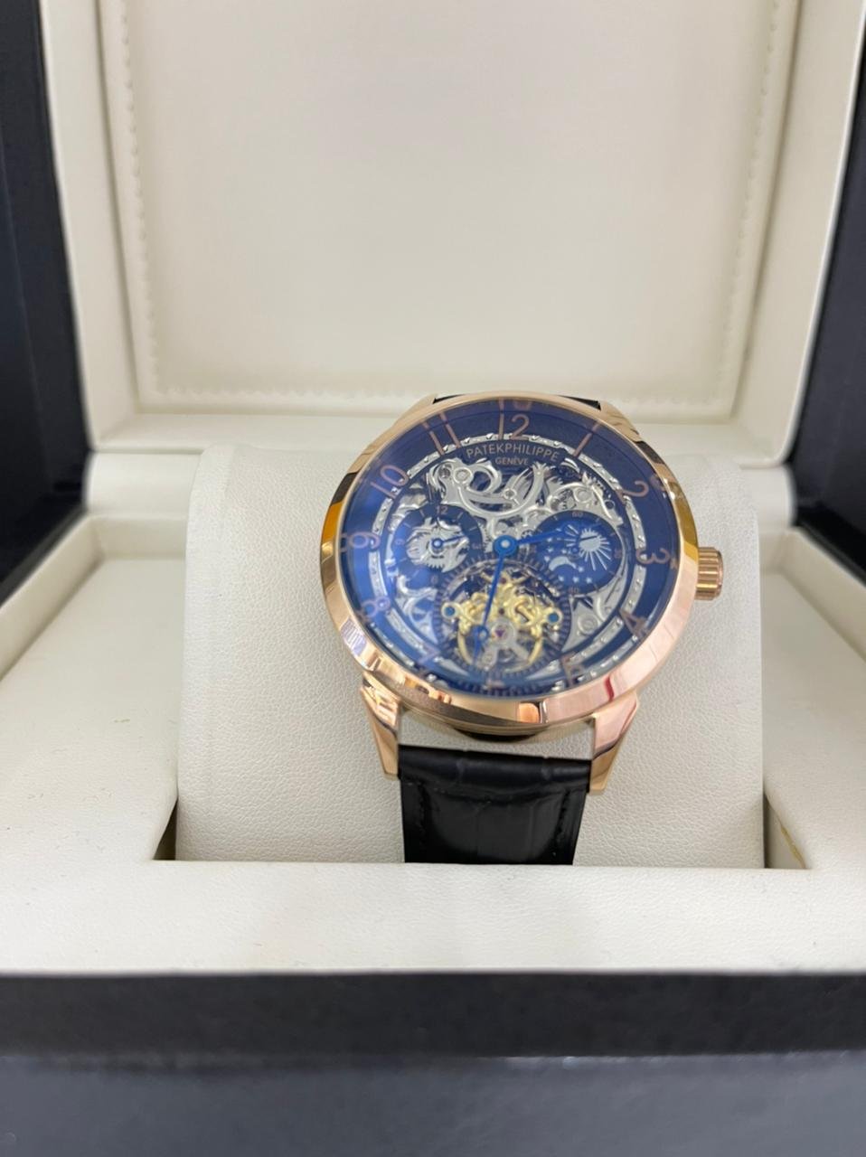 Réplica de Relógio Patek Philippe Esqueleto Couro