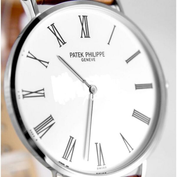 Alternative view of Réplica de Relógio Patek Philippe Calatrava
